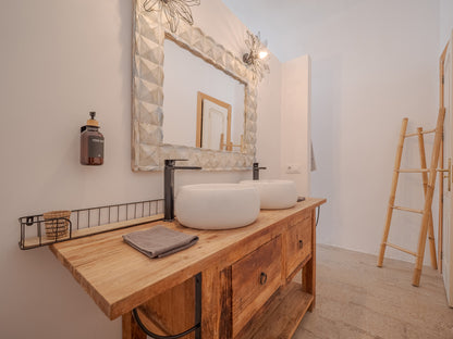 Twin Room - Shared occupancy